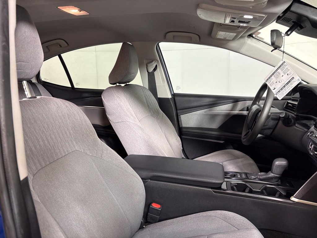 Used 2026 Toyota Camry LE FWD image 16