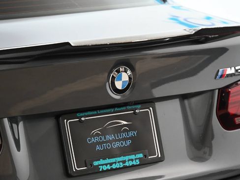 Used 2018 BMW M3 RWD image 15
