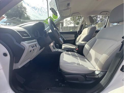Used 2017 Subaru Forester 2.5i w/ Alloy Wheel Package AWD/4WD image 14