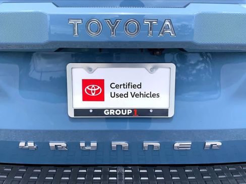 Used 2025 Toyota 4Runner Limited AWD/4WD image 10