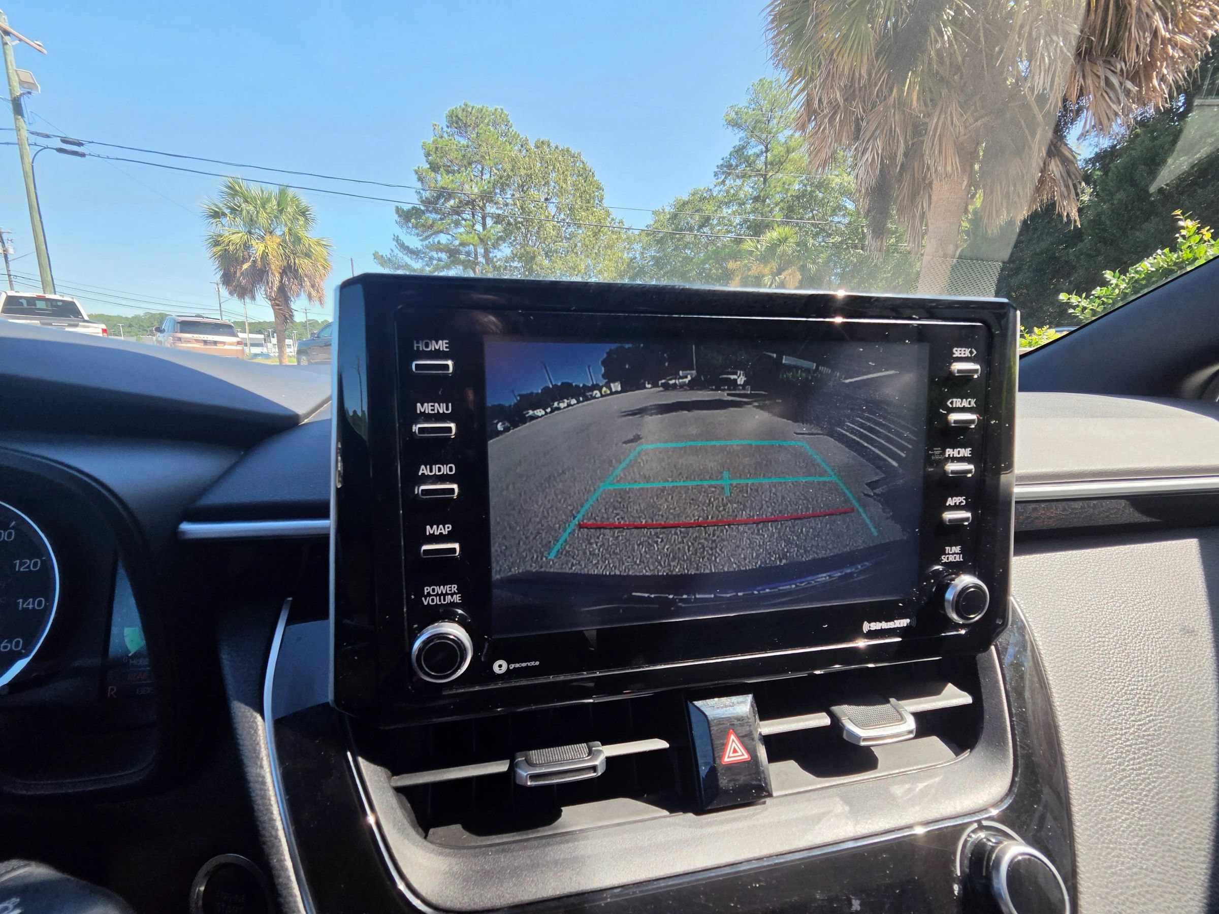 Used 2021 Toyota Corolla SE w/ SE Premium Package FWD image 21