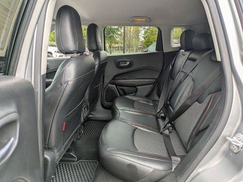 Used 2019 Jeep Compass Trailhawk AWD/4WD image 26