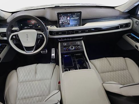Used 2023 Lincoln Aviator Black Label image 12
