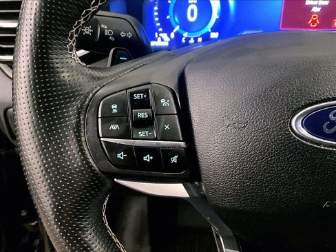 Used 2020 Ford Explorer ST w/ Premium Technology Package image 18