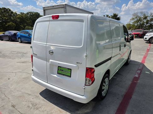 Used 2017 Nissan NV200 SV w/ Technology Package FWD image 12