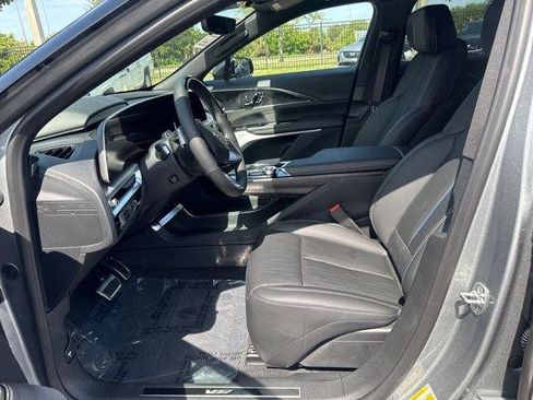 New 2026 Cadillac Lyriq V image 10