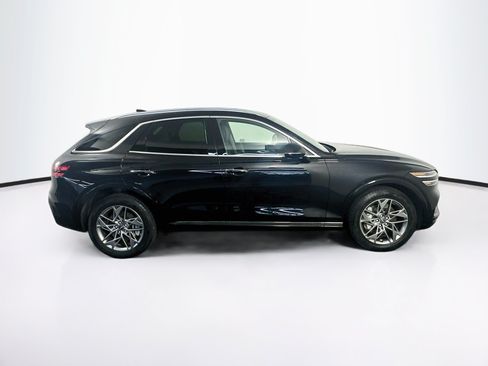 Used 2025 Genesis GV70 2.5T AWD/4WD image 10