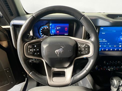 Used 2021 Ford Bronco Outer Banks w/ Sasquatch Package image 17