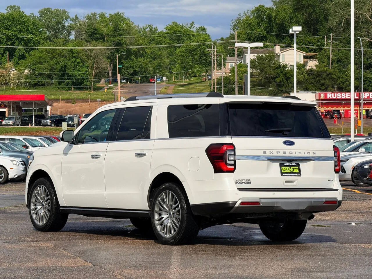 Used 2022 Ford Expedition Max Limited AWD/4WD image 4