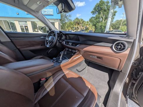 Used 2019 Alfa Romeo Stelvio w/ Nero Edizione RWD image 7