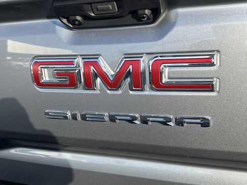 New 2026 GMC Sierra 1500 Elevation w/ Preferred Package image 8