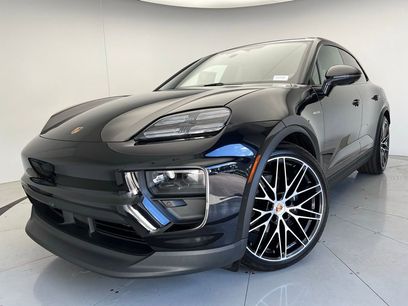 New 2025 Porsche Macan 4 Electric