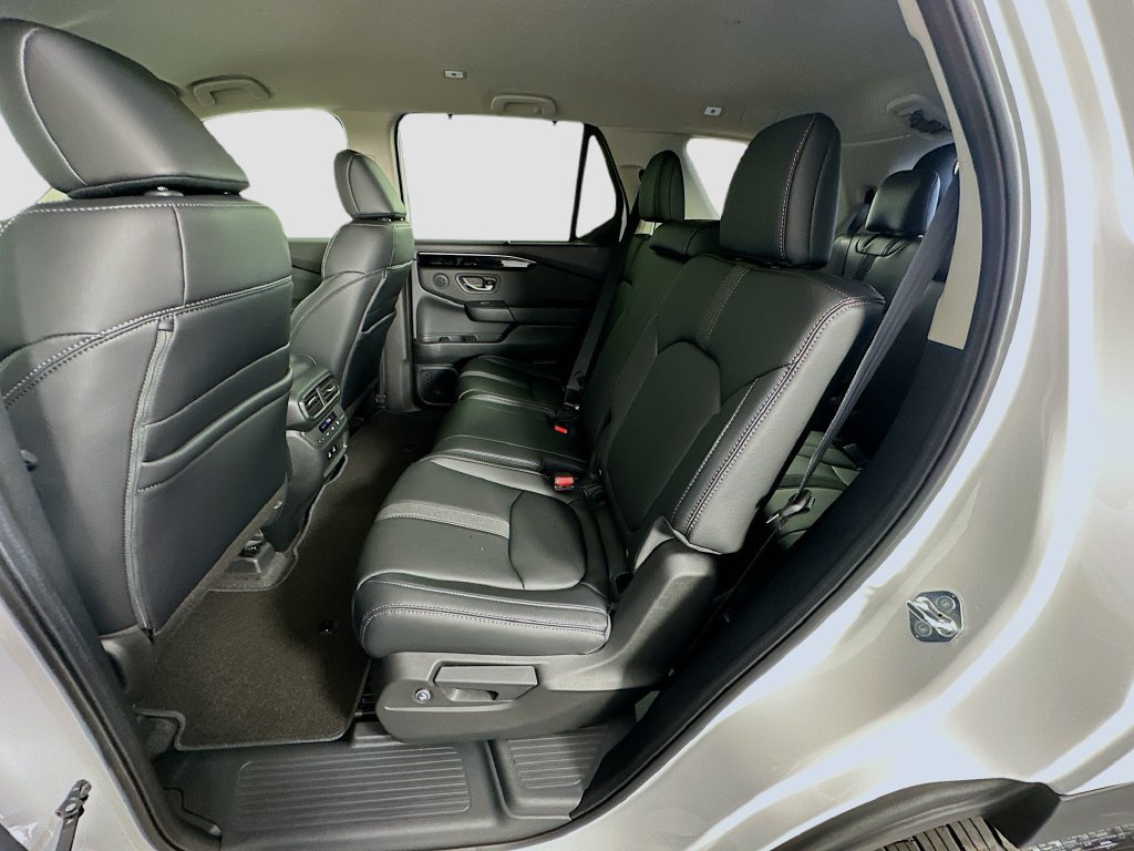 Used 2026 Honda Pilot EX-L image 17