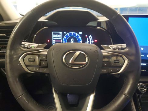 Certified 2025 Lexus NX 250 FWD w/ Premium Package image 24