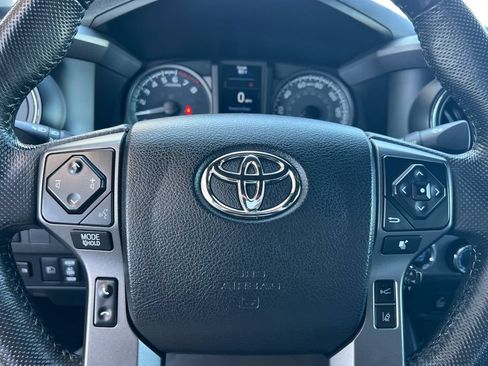 Used 2021 Toyota Tacoma TRD Sport w/ Technology Package AWD/4WD image 27