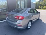 Used 2018 Chevrolet Cruze LT w/ Convenience Package image 5