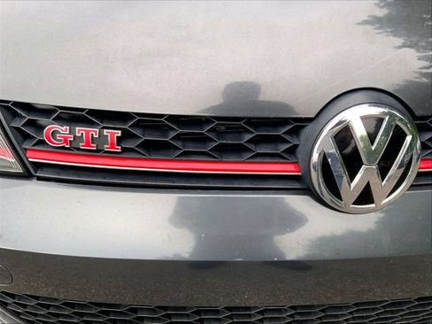 Used 2017 Volkswagen GTI SE FWD image 5