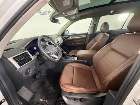 Used 2023 Volkswagen Atlas SEL AWD/4WD image 15