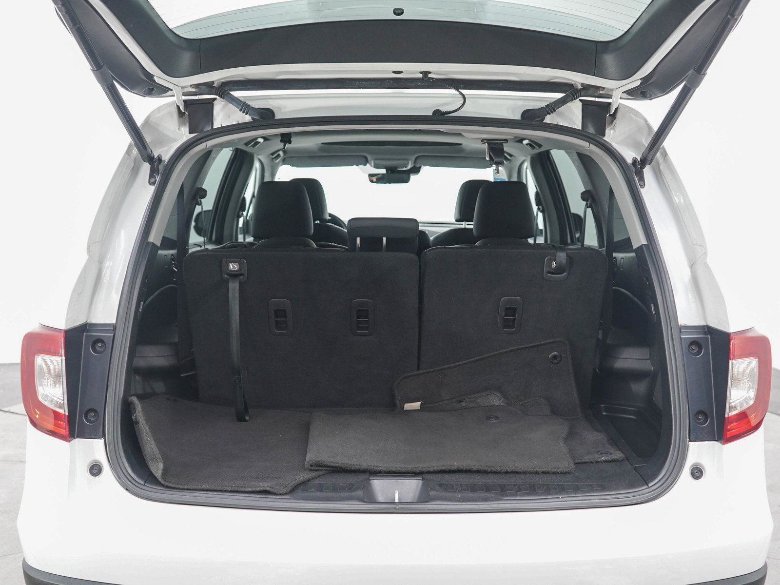 Used 2021 Honda Pilot Black Edition image 17