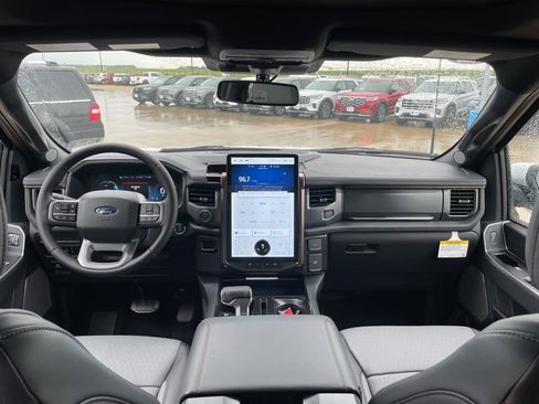 New 2025 Ford F150 Lightning Lariat image 24