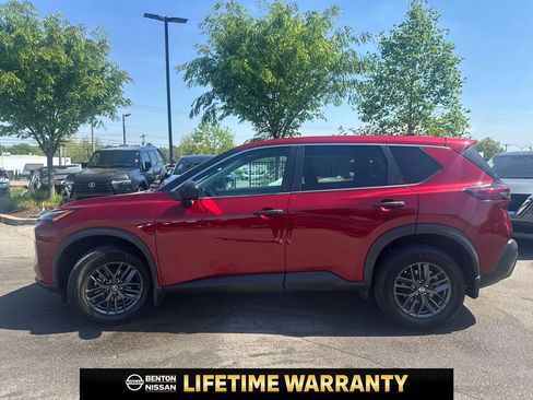 Used 2021 Nissan Rogue S image 5