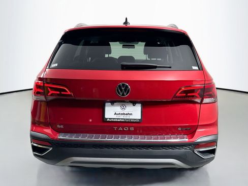 Used 2022 Volkswagen Taos SE image 6