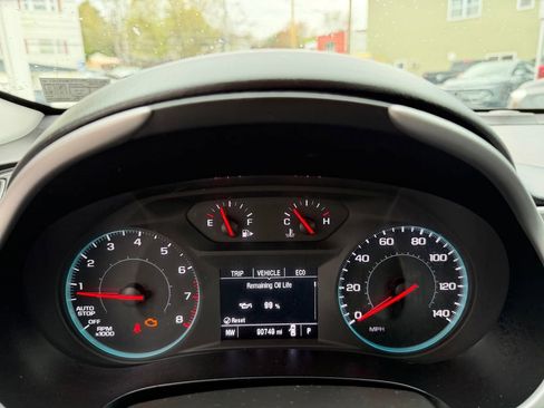 Used 2023 Chevrolet Malibu LT FWD image 17