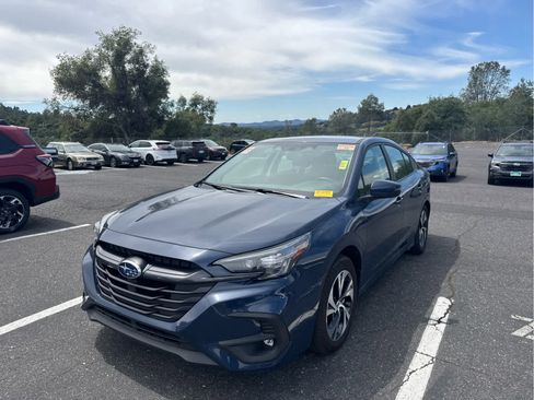 Used 2025 Subaru Legacy Premium AWD/4WD image 1