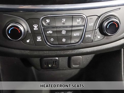 Used 2023 Chevrolet Traverse LT AWD/4WD image 5
