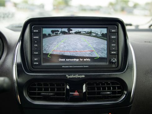 Used 2012 Mitsubishi i ES image 19