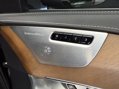 Used 2016 Volvo XC90 T6 image 29