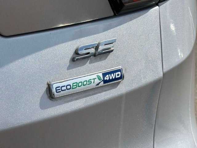 Used 2017 Ford Escape SE AWD/4WD image 11