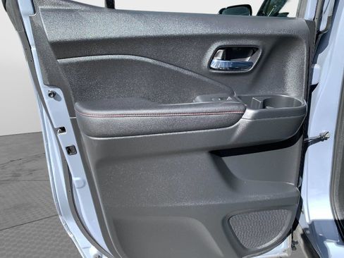 Certified 2024 Honda Ridgeline Black Edition image 41
