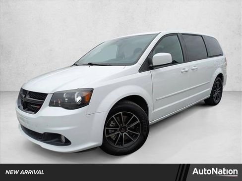 Used 2016 Dodge Grand Caravan SXT image 1