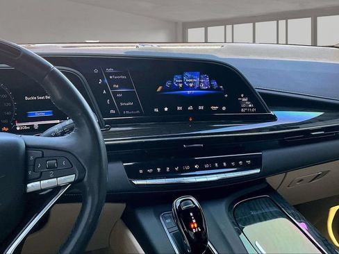 Used 2023 Cadillac Escalade ESV Premium Luxury AWD/4WD image 6