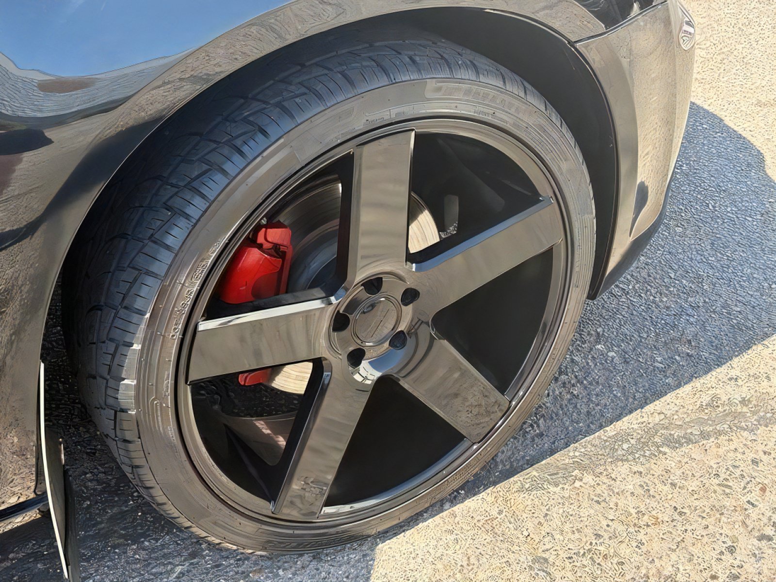 Used 2011 Chrysler 300 C RWD image 9
