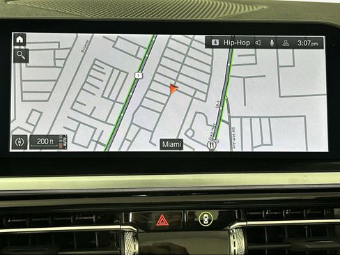 Used 2025 BMW Z4 M40i w/ Premium Package image 18