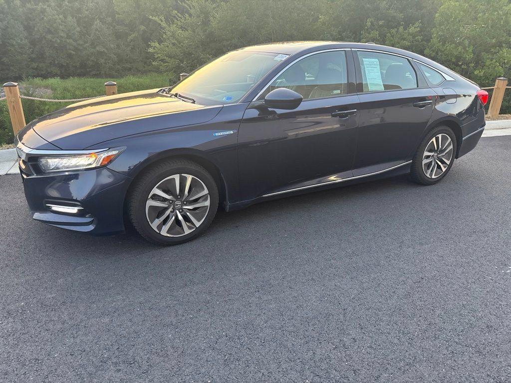 Used 2019 Honda Accord EX image 2