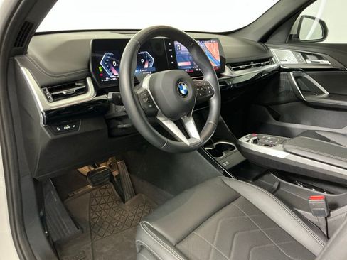 Certified 2025 BMW X1 xDrive28i w/ Convenience Package AWD/4WD image 23