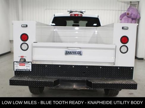 Used 2017 RAM 3500 Tradesman RWD image 35