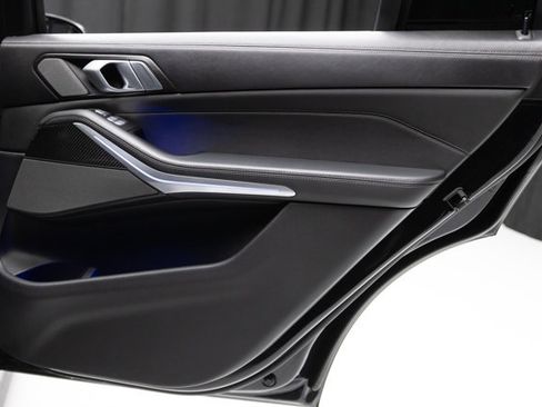 Used 2024 BMW X7 M60i w/ Executive Package image 70