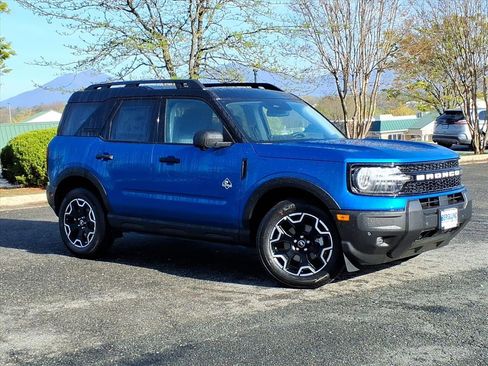 New 2026 Ford Bronco Sport Outer Banks w/ Outer Banks Tech Package+ image 2