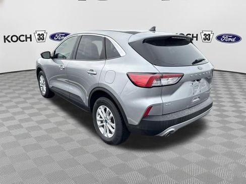 Used 2022 Ford Escape SE w/ Cold Weather Package image 6