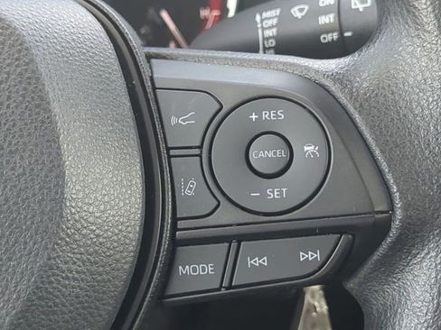 Certified 2023 Toyota RAV4 LE FWD image 24