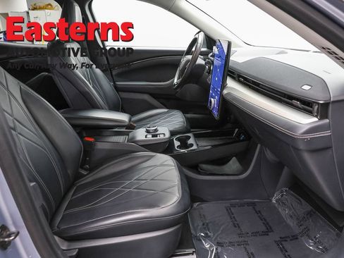 Used 2022 Ford Mustang Mach-E Select AWD/4WD image 22