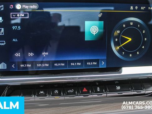 Used 2025 Chevrolet Silverado 1500 LT RWD image 33