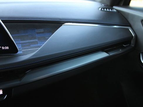 Used 2024 Cadillac XT4 Sport image 31