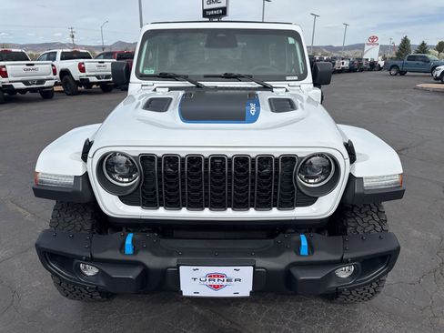 Used 2025 Jeep Wrangler Unlimited Rubicon 4xe image 37