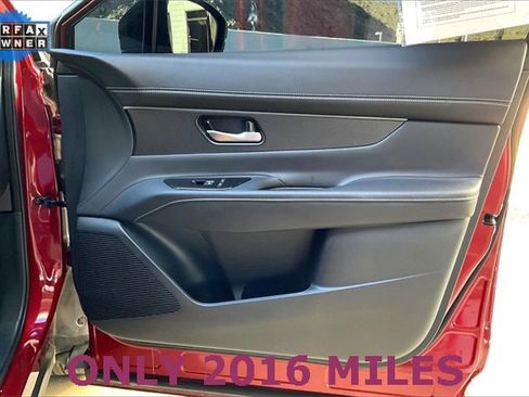 Used 2025 Nissan Murano SV image 23