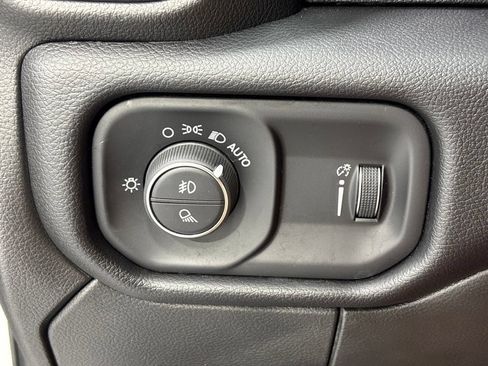 Used 2026 RAM 2500 Big Horn AWD/4WD image 36